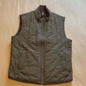 Magaschoni Quilted Vest. Men's Medium.
